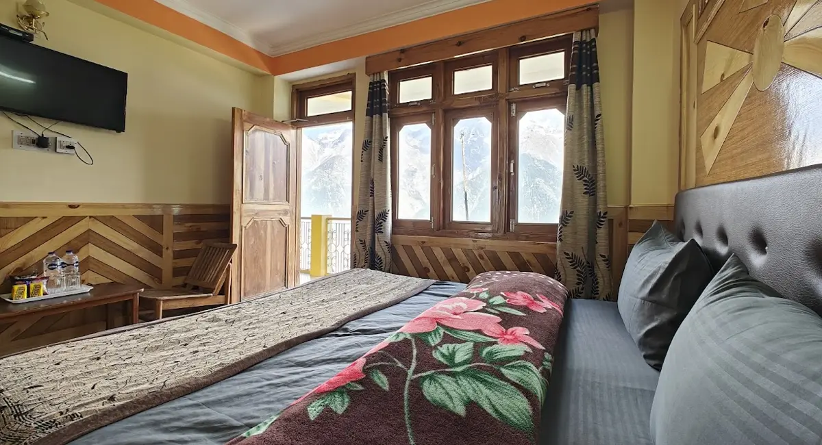 budget-standard-room-with-balcony-kalpa