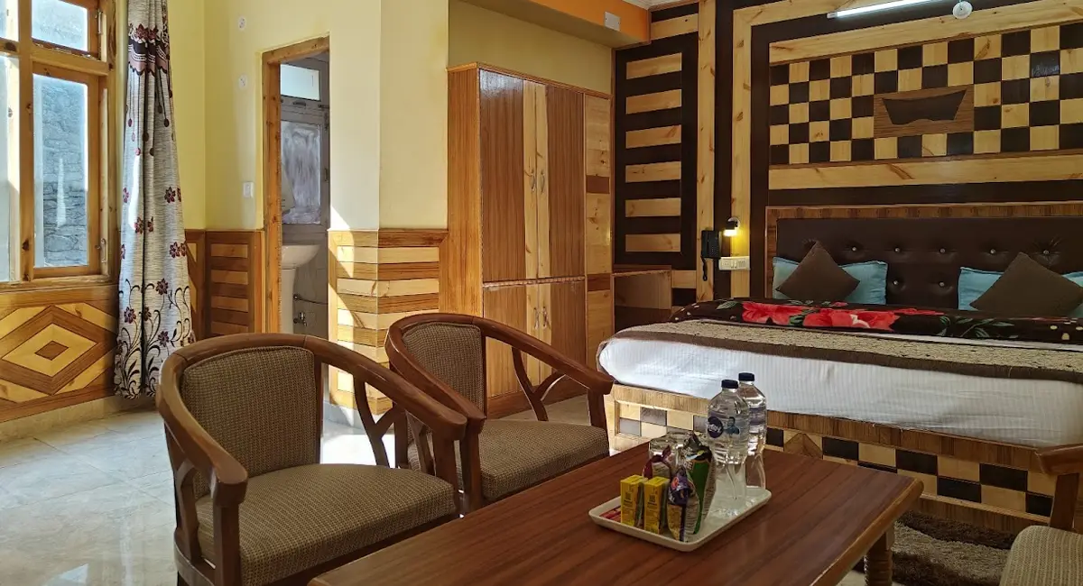 seating-area-family-room-kalpa